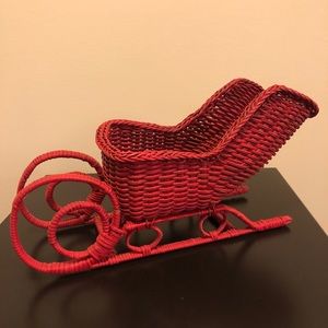 Decorative rattan woven Christmas Santa's red slate